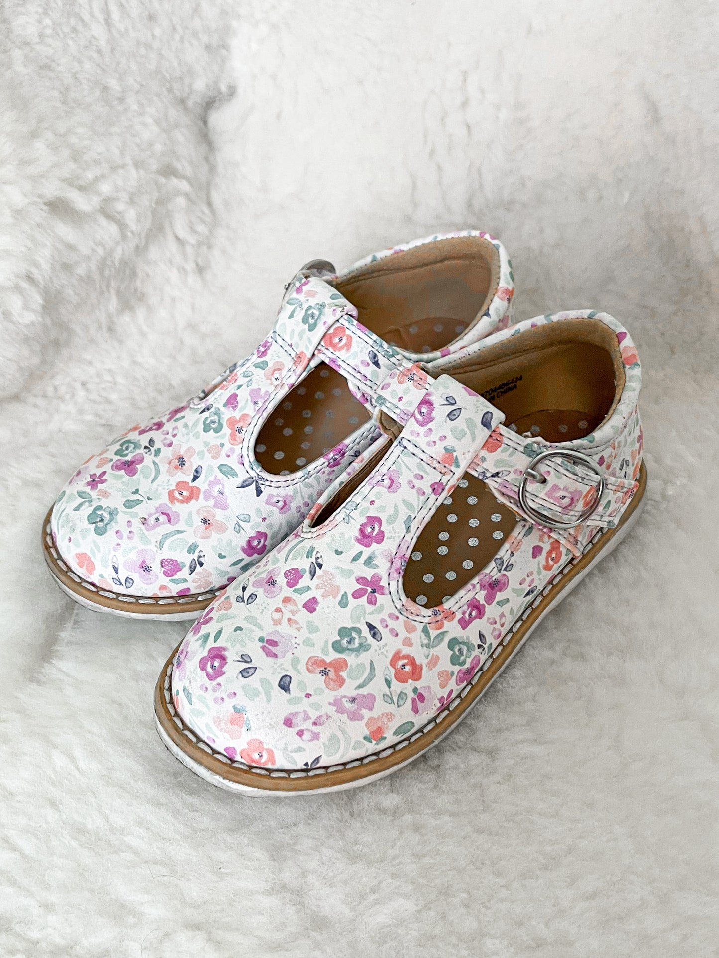 TU Floral T Bar Shoes 8/9